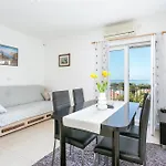 With Parking Space Podstrana, Split - 6072 Apartment Podstrana