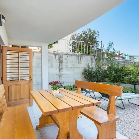 With Parking Space Podstrana, Split - 6072 Ποντστράνα