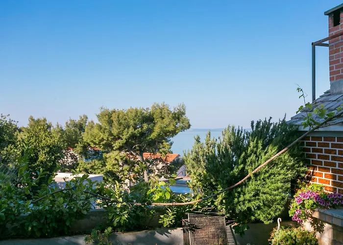Apartman With Parking Space Podstrana, Split - 6072 Podstrana
