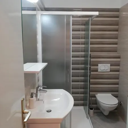 Apartamento With A Parking Space Podstrana, Split - 6072 Podstrana